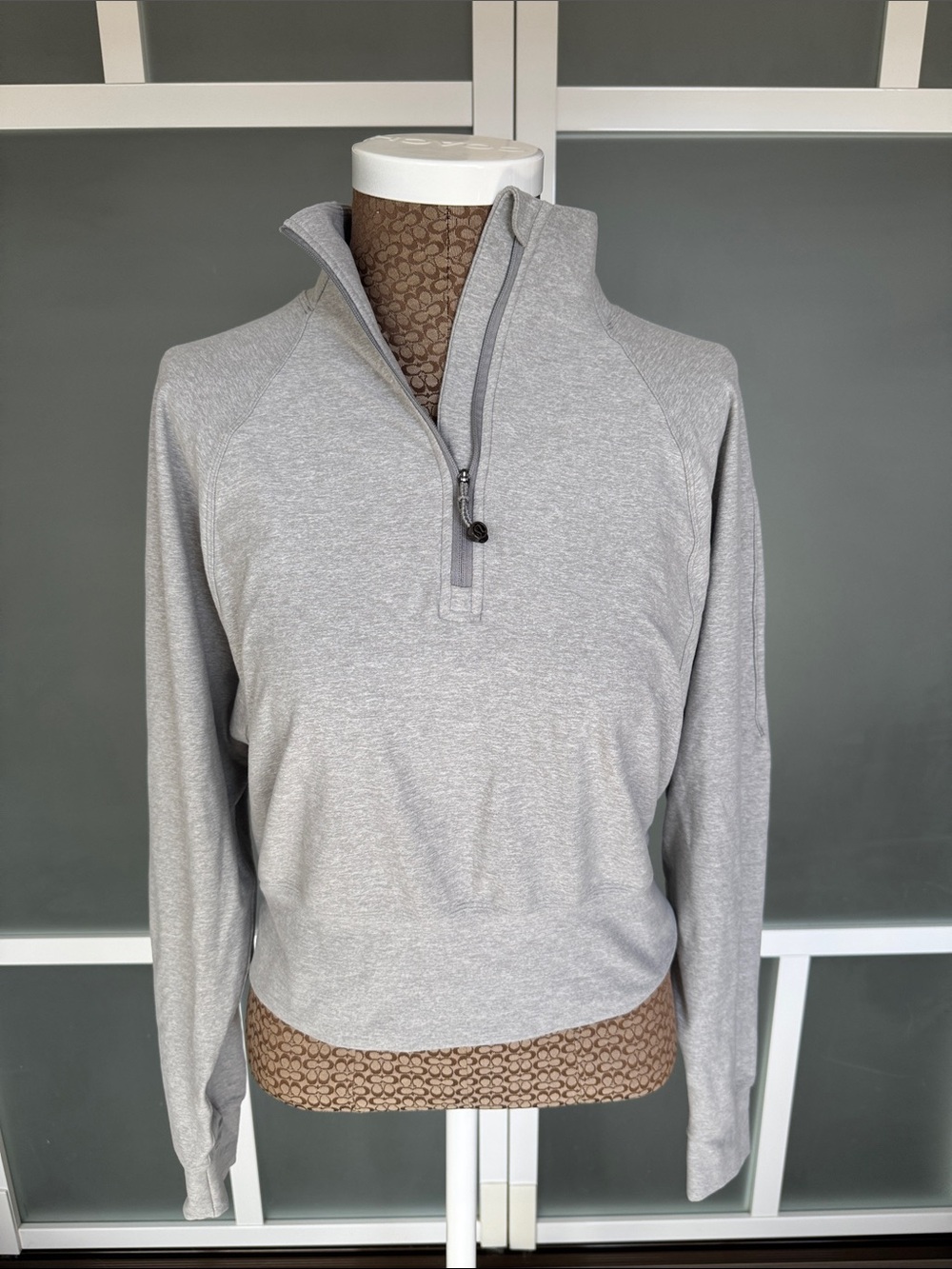 Lululemon athletica Light Gray Quarter-Zip Sweater Sz. 6